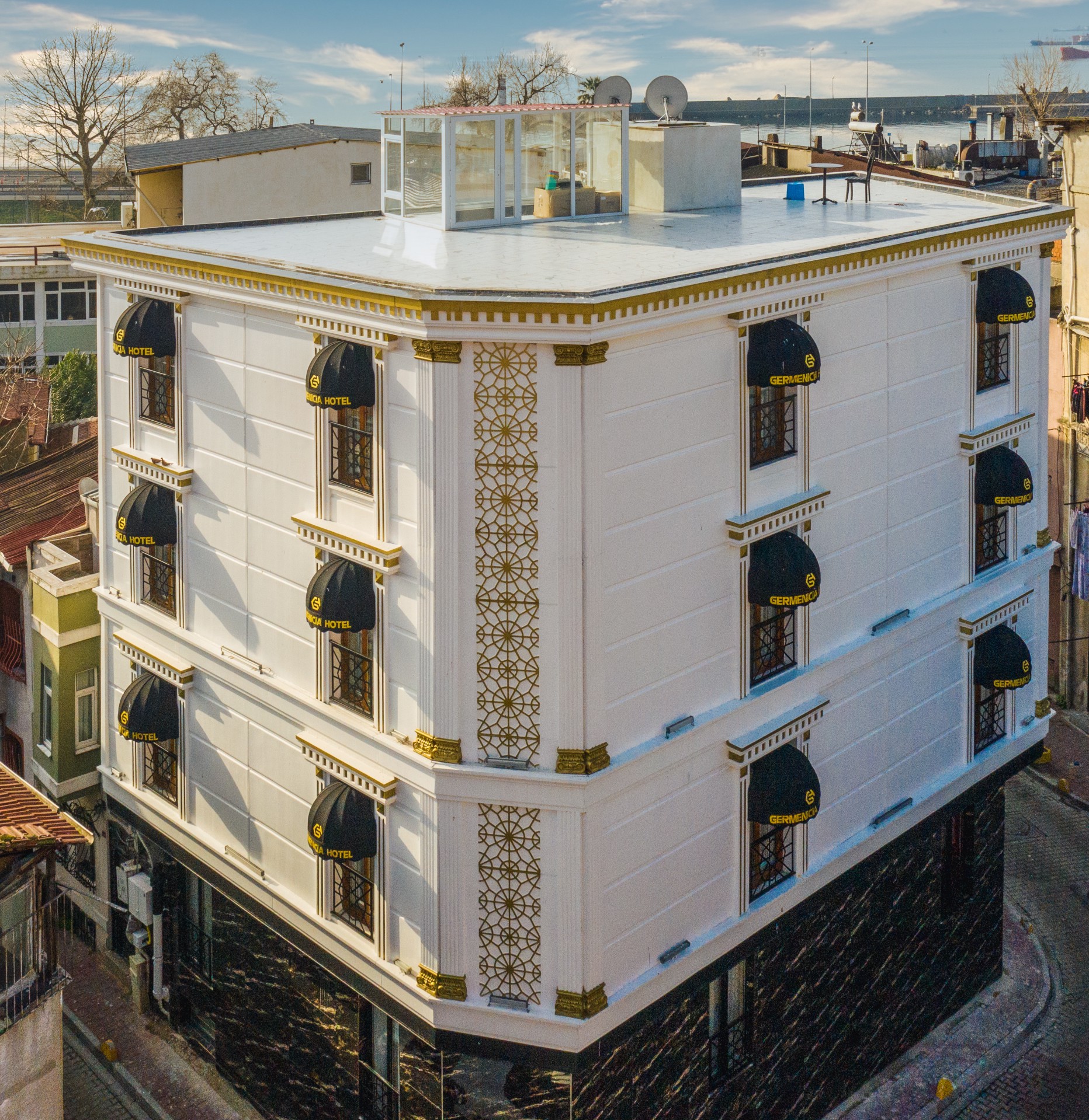Hotel photo 1